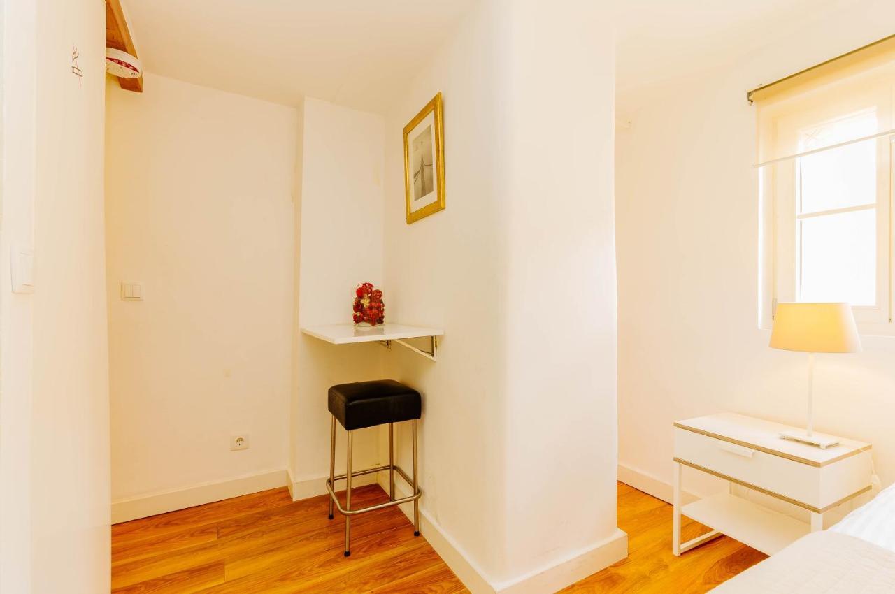 Rent4Rest Bairro Alto Charming 1Bd Apartment Лісабон Екстер'єр фото